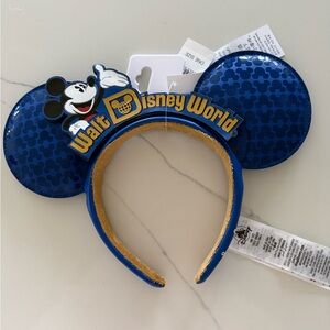 NEW Walt Disney World Mickey Mouse Making Magic Blue PASSHOLDER Ears Headband